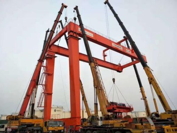 磴口县吊车公司_-决定随车吊价格的因素
